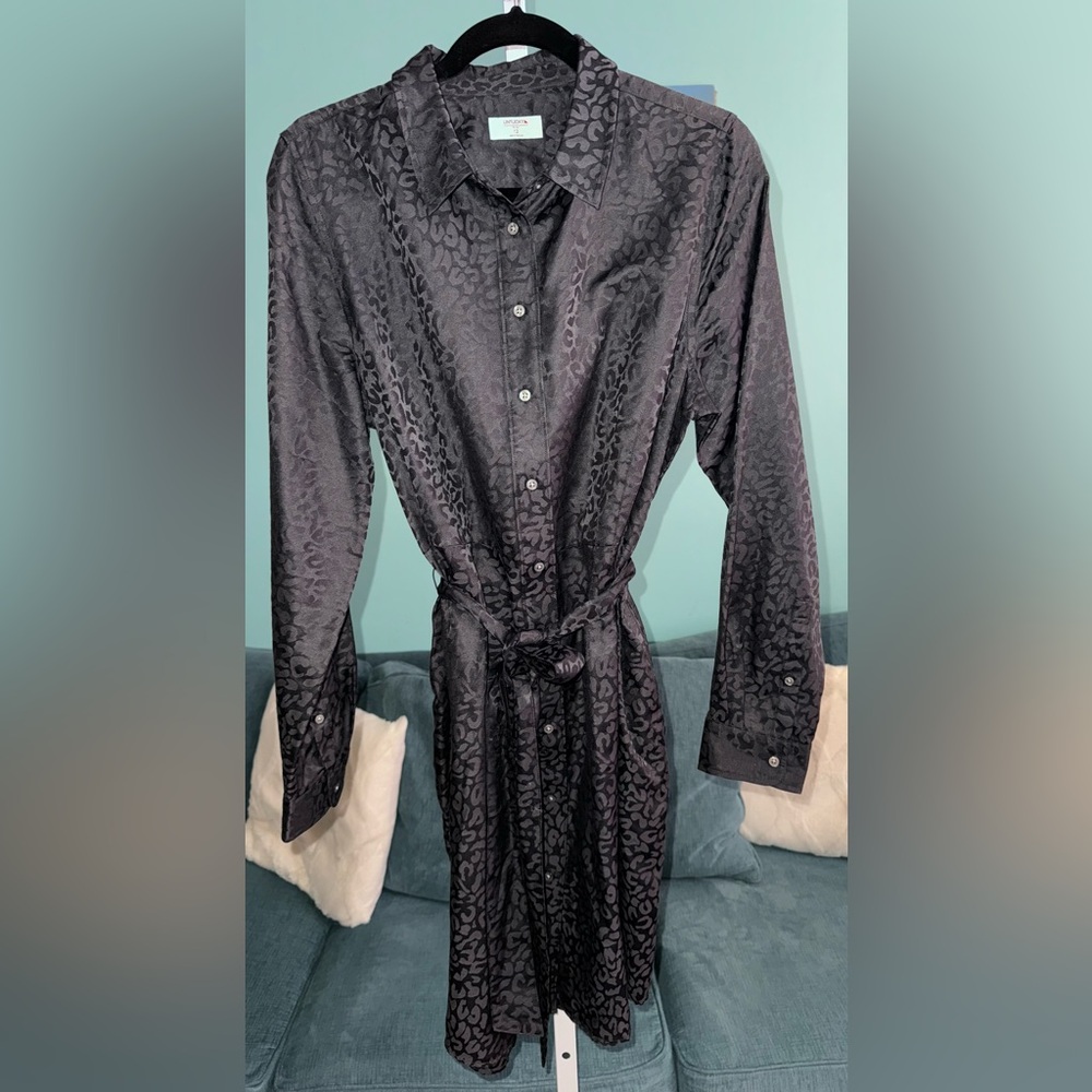 New But Without Tags! Untuckit Anna Button Down S… - image 1